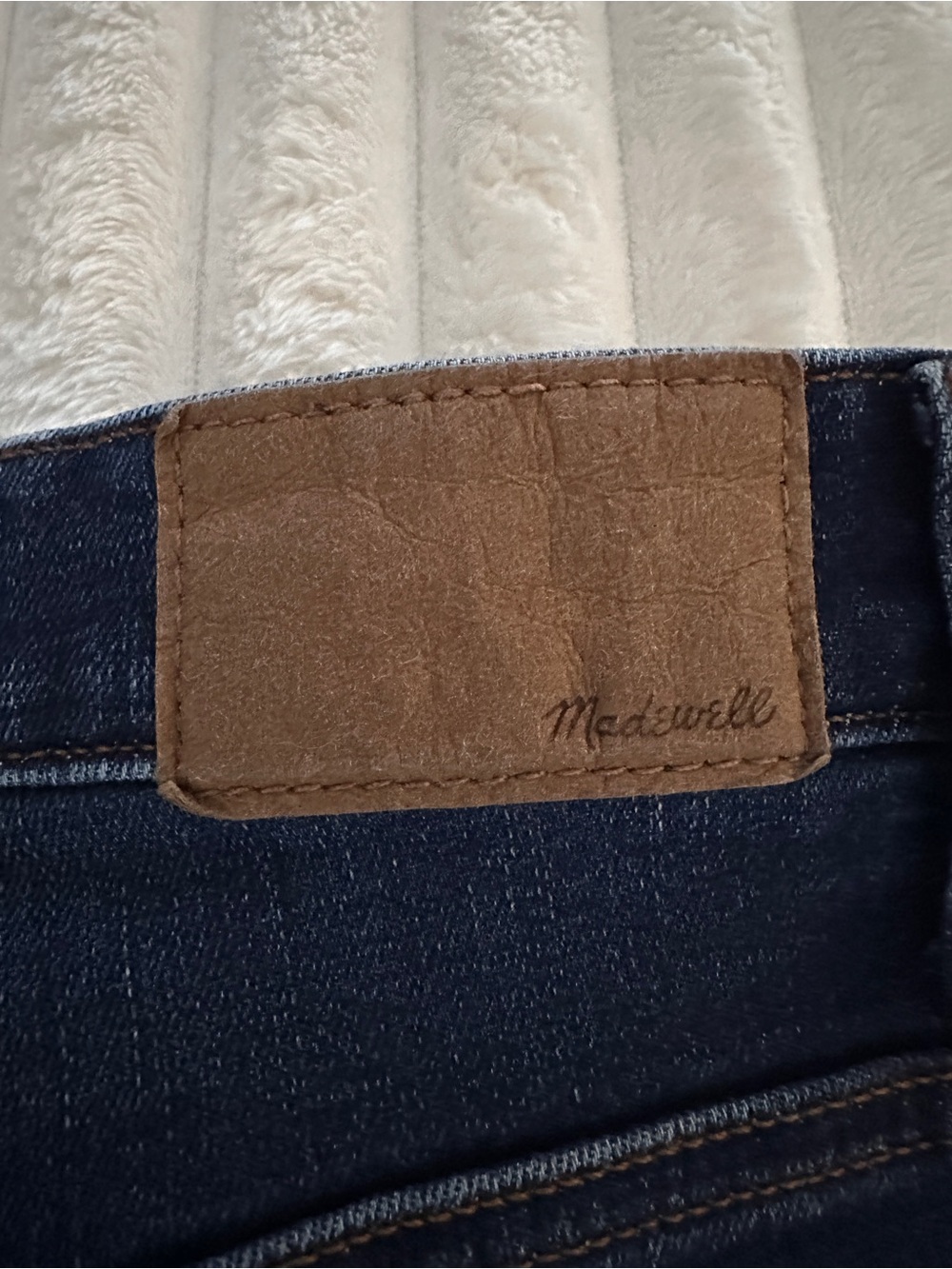 Madewell The Emmett Dark Blue Wide-Leg High-Rise Patch Pocket Jeans - Picture 10 of 11